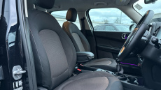 MINI Countryman 1.5 Cooper Classic 5dr Auto [Comfort/Nav+ Pack] Petrol Hatchback